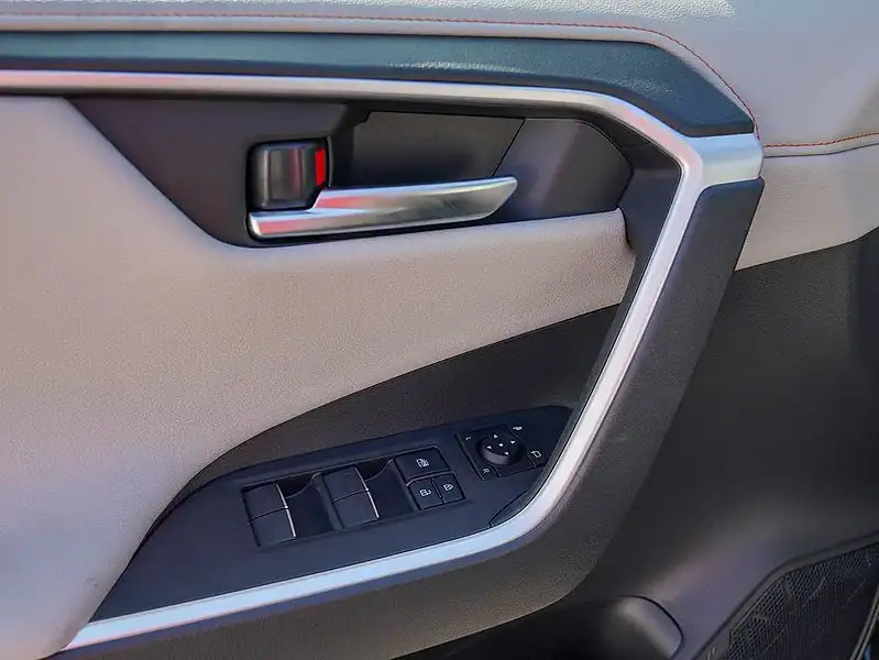 2025 Toyota RAV 4 4 Cylinder Engine Petrol Black Grey GCC Specs