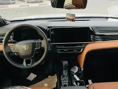 2025 Toyota Camry CAMRY 2.5 HYBRID GCC Specs Blue Tan