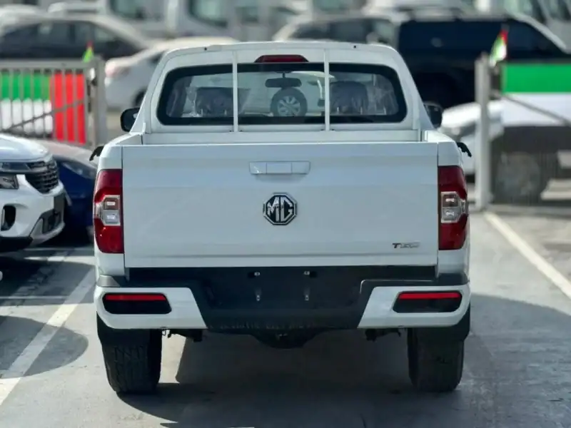 MG T60 T60 2.4L Petrol Manual DC 4WD 2025 White Black GCC
