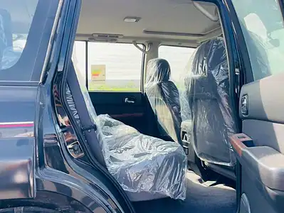 2024 Nissan Patrol Safari NISSAN PATROL SAFARI 4.5L Black Grey GCC