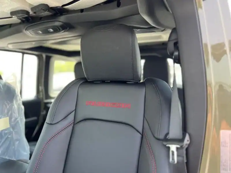 2025 Jeep Wrangler Rubicon 2.0T 4 Cylinder Anvil Clear Coat Grey Black GCC