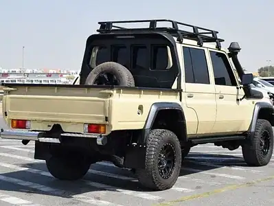 Toyota Land Cruiser Pick Up 4.5L 8 Cylinder 2017 4WD Diesel Manual Beige Grey