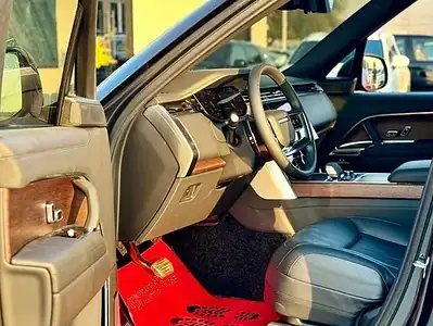 Land Rover Range Rover Autobiography P530 V8 SWB 2023 Grey Black