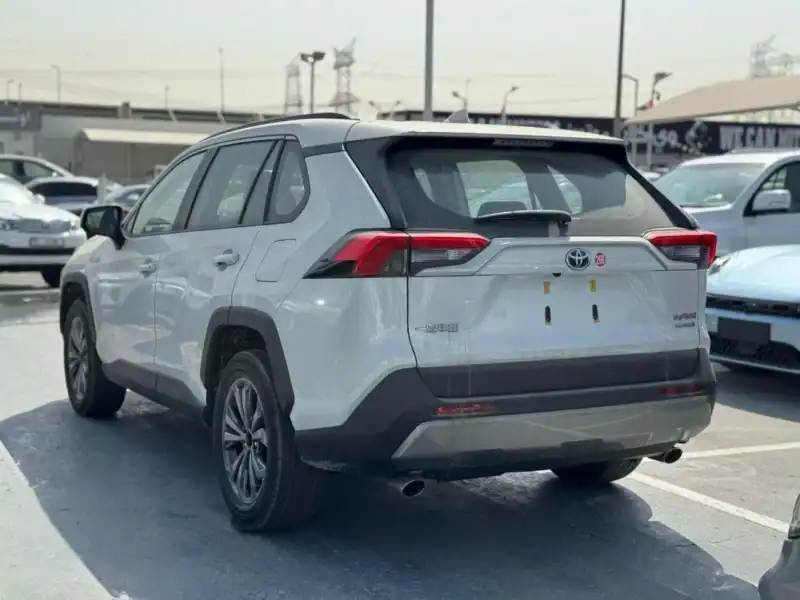 Toyota RAV 4 2.5 litre 4 Cylinder Engine Hybrid 2WD 2024 White Black