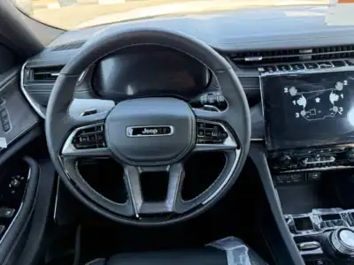 2024 Jeep Grand Cherokee Overland 3.6L 6 Cylinder Engine GCC Red Black