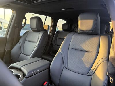 2025 Toyota Land Cruiser VX 3.5l litre Turbo 6 Cylinder Engine White Black