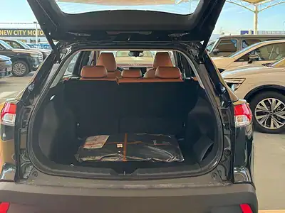 2025 Toyota Corolla Cross HEV 2.0 Engine Full Option Black Orange