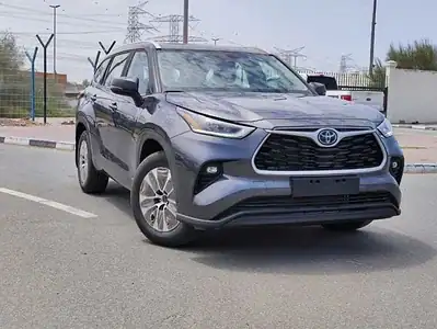 Toyota Highlander GLE 2.5L Hybrid 2023 4WD SUV Grey Black GCC Specs