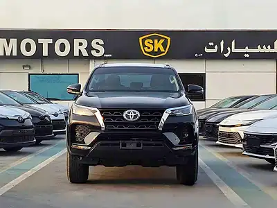 2025 Toyota Fortuner 2.7L V4 PETROL FULL OPTION GCC Specs Brown Tan