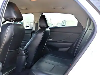 2024 Hyundai Elantra Other 4 Cylinder Engine GCC Specs White Black