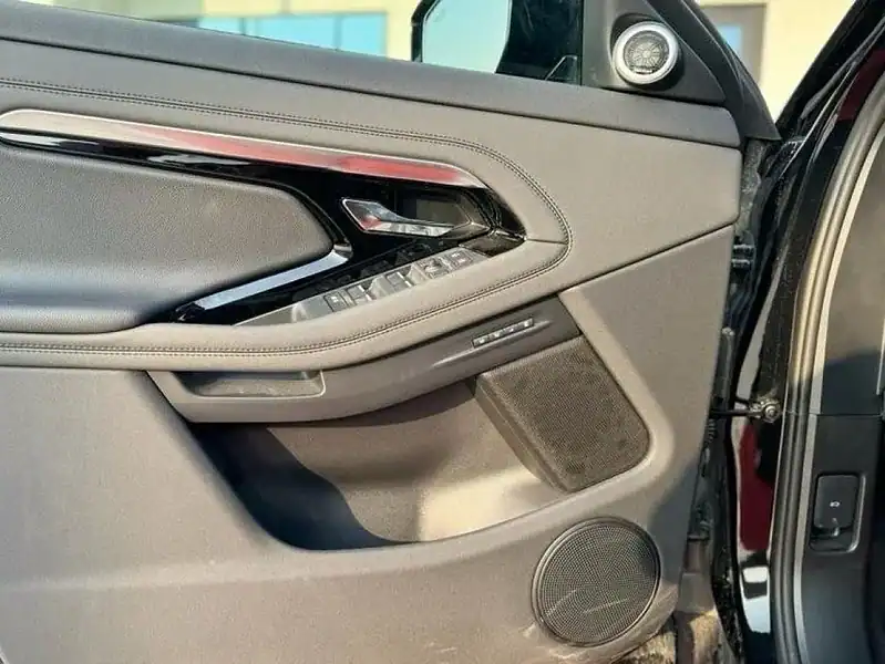 2023 Land Rover Range Rover Evoque P300e PHEV 1.5 L Engine Black