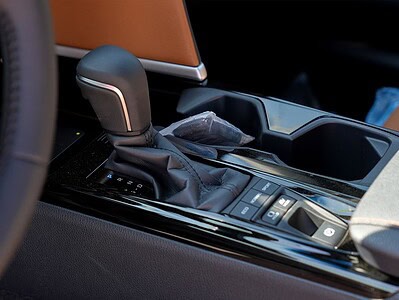 2025 Toyota Camry Hybrid 2.5 L 4 Cylinder Engine Sedan Grey Tan GCC