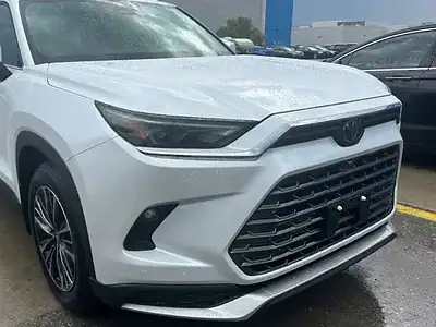 2025 Toyota Grand Highlander i-Force MAX 0KM Hybrid White Tan