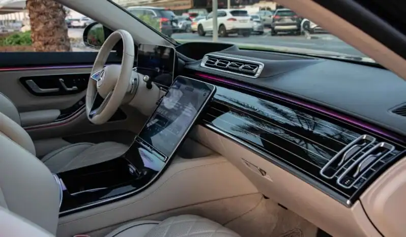 2022 Mercedes-Benz S580 4MATIC 4.0 litre V8 Engine Green Beige