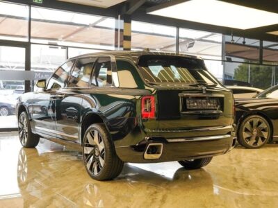 2026 Rolls-Royce Cullinan Silver Badge 6.7L V12 Twin-Turbo