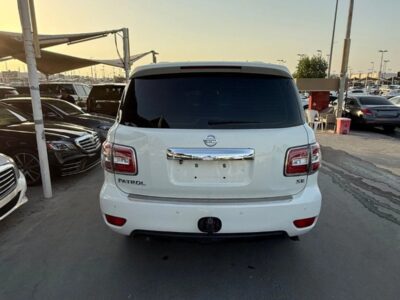 2013 Nissan Patrol SE 4.0 litre 6 Cylinder Engine SUV White Beige