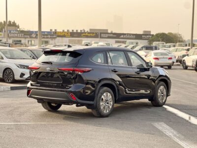 2025 Toyota Highlander 2.5L Hybrid GXR GLE AWD Black Grey
