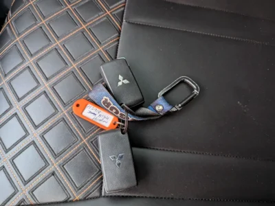 2020 Mitsubishi Pajero Signature Edition GCC IN EXCELLENT CONDITION White Black