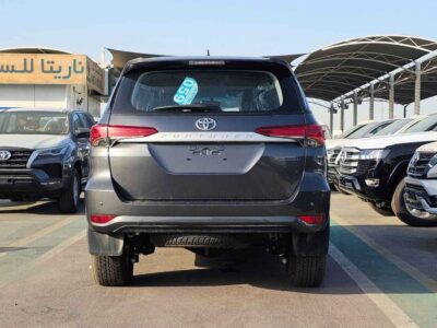 2025 Toyota Fortuner G 2.7 litre V4 Engine PETROL Grey Black