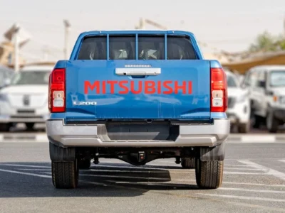 Mitsubishi L200 2025 Mitsubishi L200 2.4L MT Petrol Blue Black