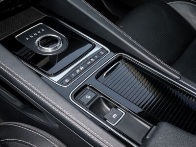 Jaguar F Pace 2018 Jaguar F-PACE R-Sport 2.0L Petrol A/T White