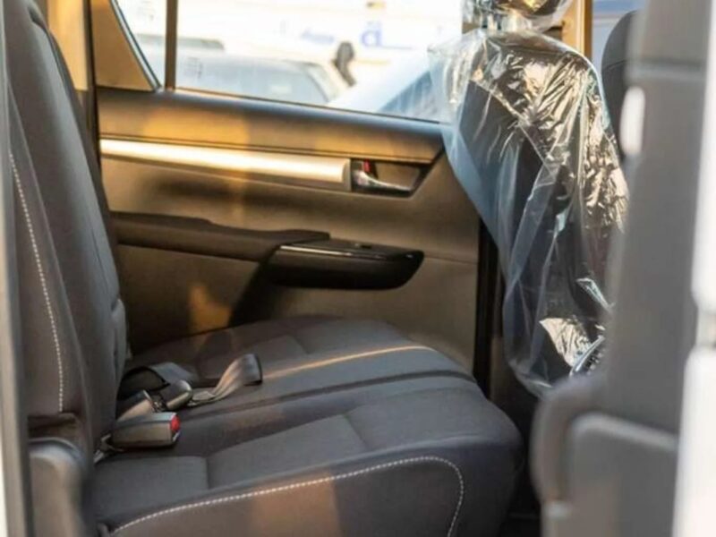 2025 Toyota Hilux SR5 2.4L DIESEL Jordan Specs White Burgundy