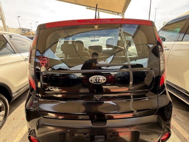2015 Kia Soul EX 1.6 litre 4 Cylinder Engine Petrol Black GCC Specs