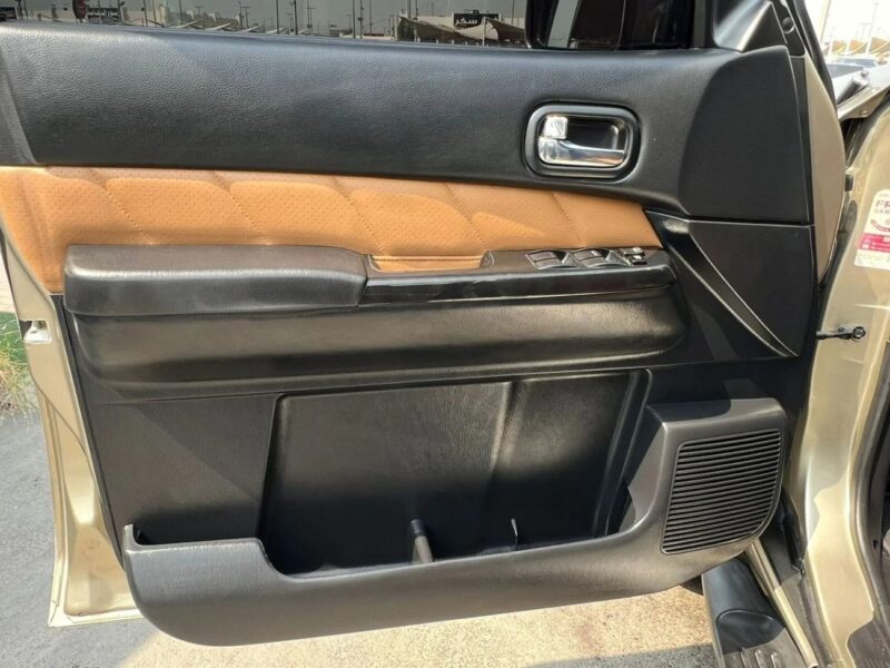 2019 NISSAN PATROL SUPER SAFARI 2019 Gold ENGINE 4.8L GCC