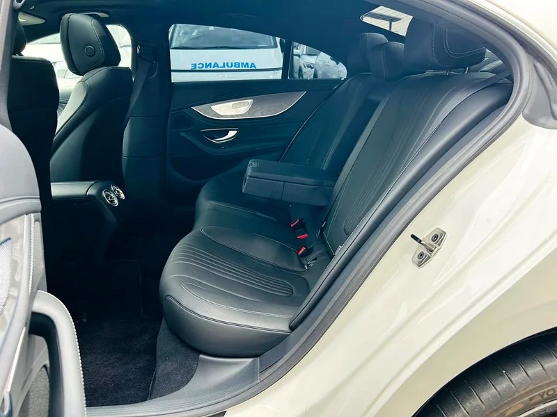 2019 Mercedes-Benz CLS-Class CLS 450 4Matic SUPER CLEAN CAR White Black