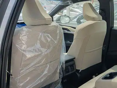 Toyota Camry 2025 Toyota Camry LE 2.5L AT Hybrid Silver Beige Sedan