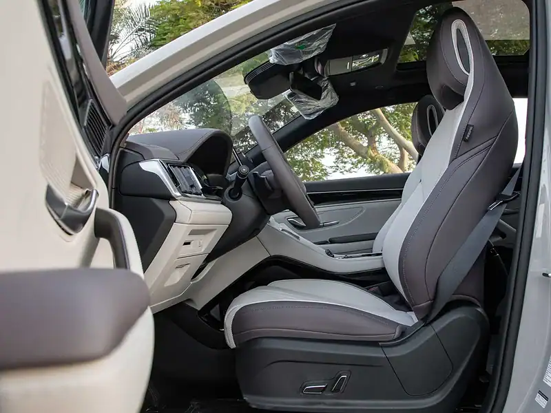 2025 BYD SONG PLUS DM-i Flagship 0KM Grey Beige SUV