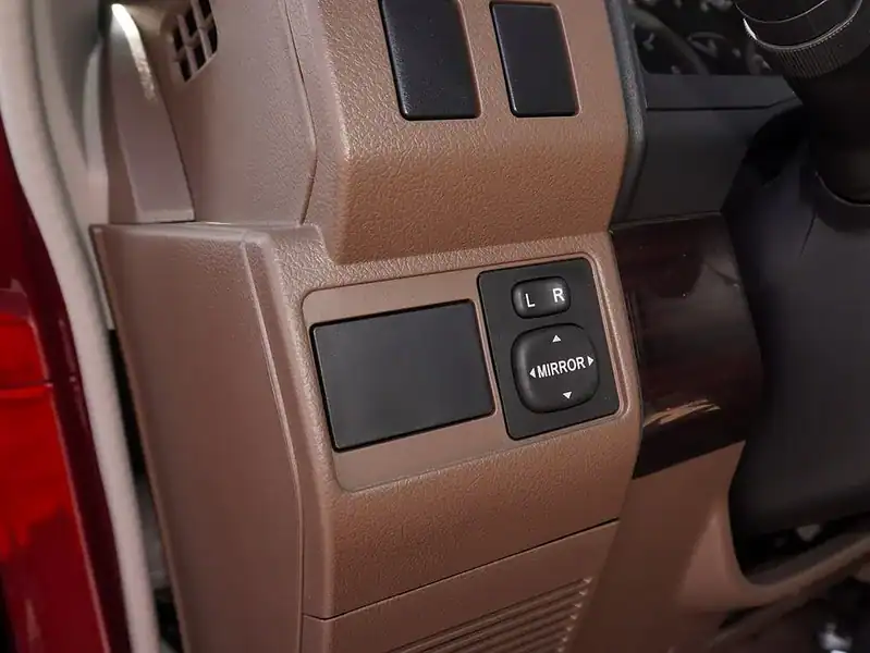 2025 Toyota Land Cruiser Pick Up LX 4.0 litre V6 Engine Burgundy Beige