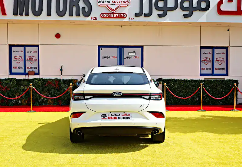 2022 JAC J7 Luxury 4 Cylinders Engine GCC Specs White Sedan