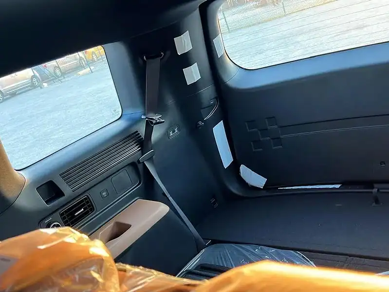 Hyundai Santa Fe 2025 Hyundai Santa Fe 2.5L AT Petrol 4x2 White Tan