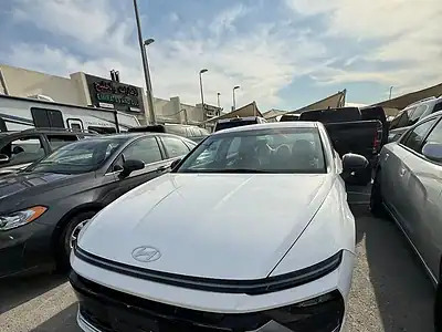 2024 Hyundai Sonata GL 2.5L GCC Specs White Red Sedan FWD