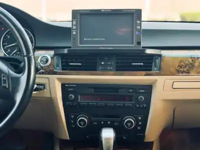 2007 BMW 3-Series 323i 6 Cylinders Engine Black Beige Sedan