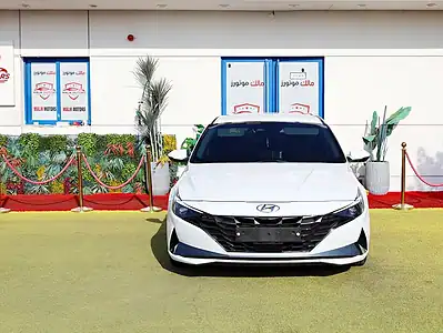 2021 Hyundai Avante Smart 4 Cylinder Engine White Black Sedan