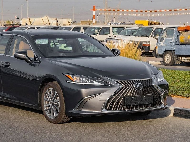 Lexus ES300h 2025 Lexus ES300h 2.5L AT Hybrid Grey Tan Sedan