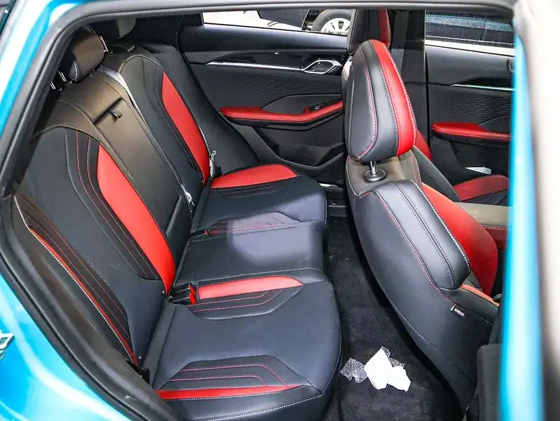 Geely Coolray 1.5TD Basic GS 2025 Geely Coolray 1.5L Turbo FWD Blue Black