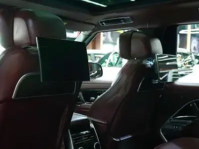 2026 Land Rover Range Rover AUTOBIOGRAPHY 8 Cylinder Black Burgundy