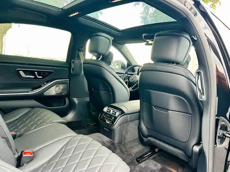 2022 Mercedes-Benz S-Class S 580 8 Cylinders Engine Black Sedan