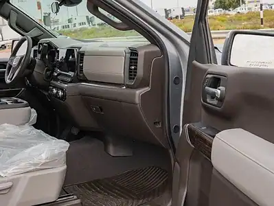 GMC Sierra 2025 GMC Sierra SLE V8 5.3L AT Petrol Single Cab Grey Beige