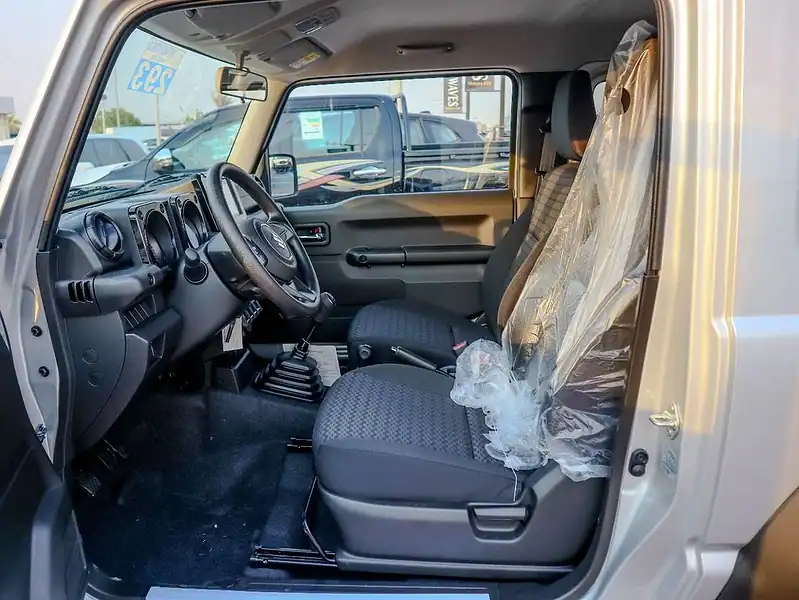 Suzuki Jimny Suzuki Jimny 1.5L ALL GRIP 2026 Model Silver Black