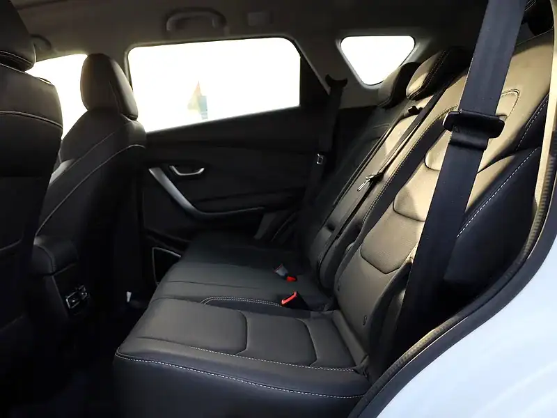 2023 Jetour X70 Comfort 4 Cylinder Engine GCC Specs White Black