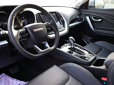 2023 Jetour X70 Comfort 4 Cylinder Engine GCC Specs White Black