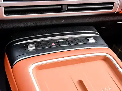 2025 BYD Leopard Other Hybrid 4 Cylinders Engine Green Tan SUV