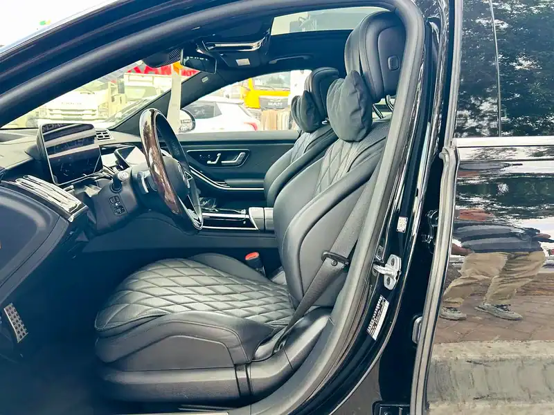 2022 Mercedes-Benz S-Class S 580 8 Cylinders Engine Black Sedan