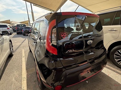 2015 Kia Soul EX 1.6 litre 4 Cylinder Engine Petrol Black GCC Specs