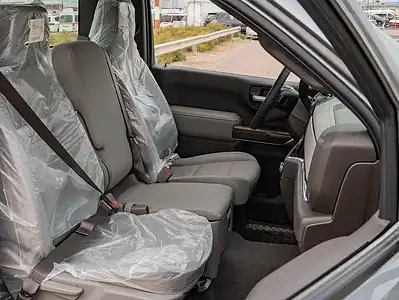 GMC Sierra 2025 GMC Sierra SLE V8 5.3L AT Petrol Single Cab Grey Beige