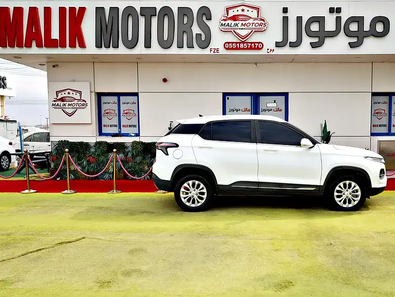 2023 Chevrolet Groove LT 4 Cylinders Engine Petrol GCC Specs White SUV